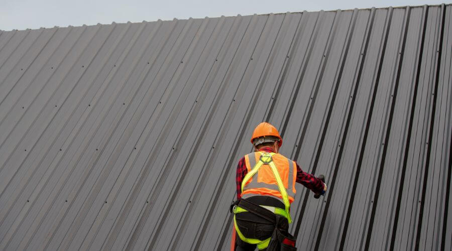 Professional residential roofers in Amelia, NE